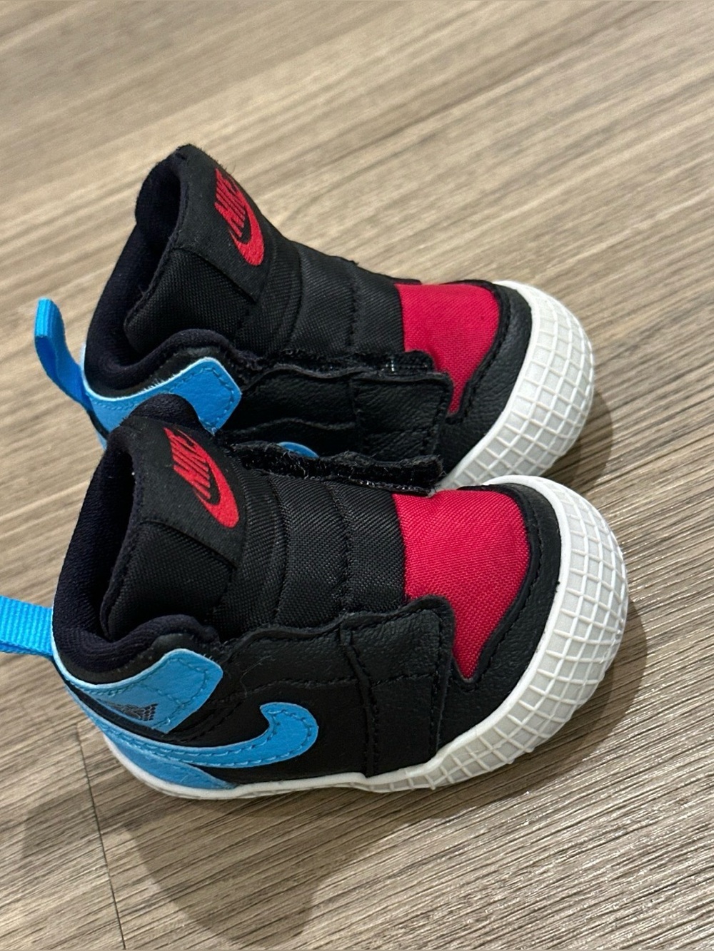 Nike Air Jordan 1 High Crib Booties – Size 1C